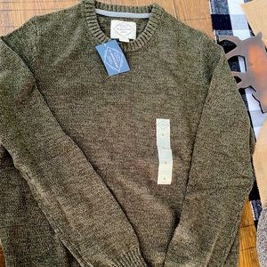 St. John’s Bay Men’s sweater - new with tags